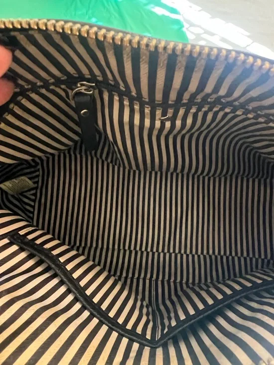 kate spade black saffiano dome satchel with gold logo - Picture 7 of 8